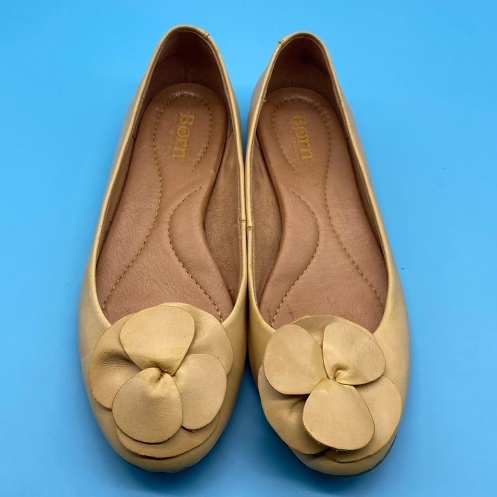 BORN - Womens - Annelie flat new size 6M
